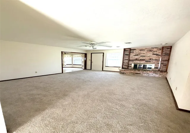Photo 4 of Sale Pending at 1512 Briarwood Ln, Henryetta, OK 74437 | MLS# 2633606 | Listing updated on 2026-09-11