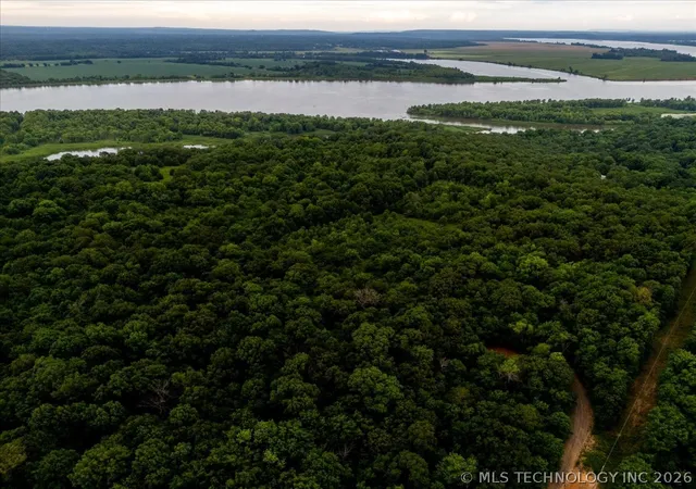 Photo 2 of Land for sale at 4 E Davis Fld Rd, Muskogee, OK 74403 | MLS# 2633515 | Listing updated on 2026-09-10
