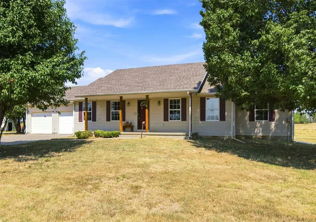 Photo 2 of Single family home for sale at 57420 East 140, Miami, OK 74354 | MLS# 2633613 | Listing updated on 2026-09-24