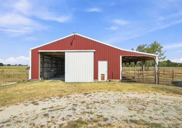 Photo 3 of Single family home for sale at 57420 East 140, Miami, OK 74354 | MLS# 2633613 | Listing updated on 2026-09-24