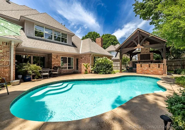 Photo 2 of Single family home for sale at 10329 S Granite Ave, Tulsa, OK 74137 | MLS# 2633612 | Listing updated on 2026-09-14