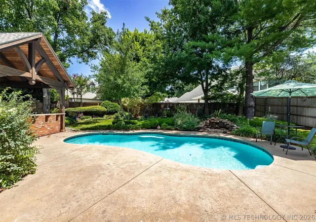 Photo 4 of Single family home for sale at 10329 S Granite Ave, Tulsa, OK 74137 | MLS# 2633612 | Listing updated on 2026-09-14