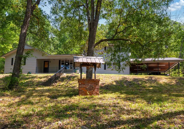 Photo 3 of Sale Pending at 24092 S Black Valley Rd, Tahlequah, OK 74464 | MLS# 2633616 | Listing updated on 2026-09-14