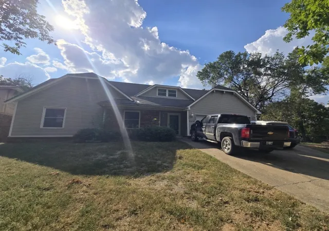 Photo 3 of Single family home for sale at 5218 S 32nd Westplace, Tulsa, OK 74107 | MLS# 2633622 | Listing updated on 2026-09-14
