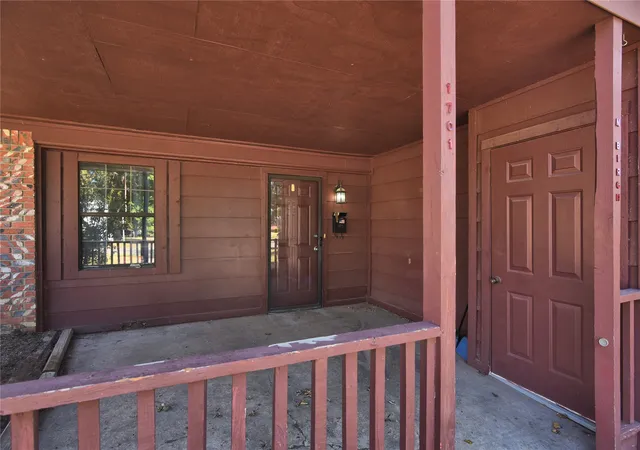 Photo 3 of Single family home for sale at 1701 N Birch St, Owasso, OK 74055 | MLS# 2633455 | Listing updated on 2026-09-11