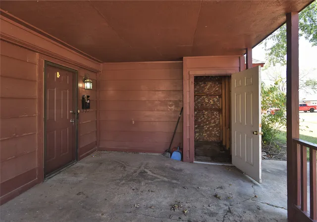 Photo 4 of Single family home for sale at 1701 N Birch St, Owasso, OK 74055 | MLS# 2633455 | Listing updated on 2026-09-11