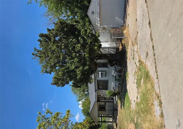 Photo 2 of Single family home for sale at 2423 N Xanthus Ave, Tulsa, OK 74110 | MLS# 2631308 | Listing updated on 2026-09-12
