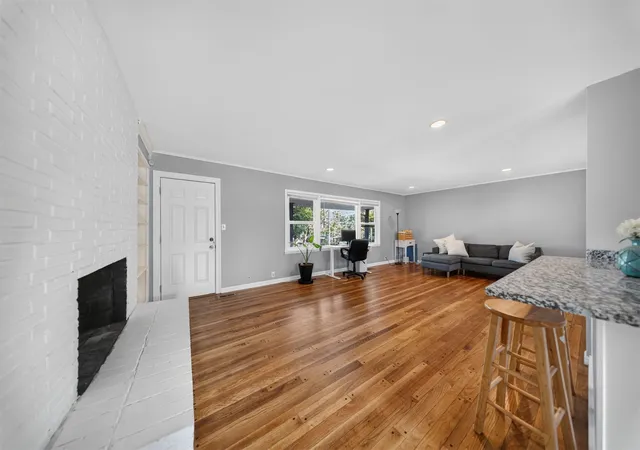 Photo 4 of Single family home for sale at 621 N Union Pl, Tulsa, OK 74127 | MLS# 2633630 | Listing updated on 2026-09-12