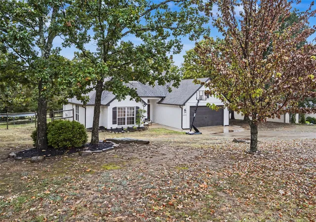 Photo 3 of Single family home for sale at 19618 W 105th Street S, Sapulpa, OK 74066 | MLS# 2633607 | Listing updated on 2026-09-12