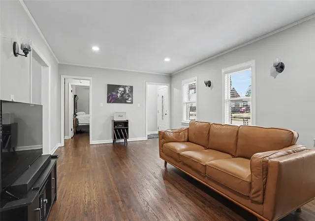 Photo 4 of Single family home for sale at 1323 S College Ave, Tulsa, OK 74104 | MLS# 2633562 | Listing updated on 2026-09-12
