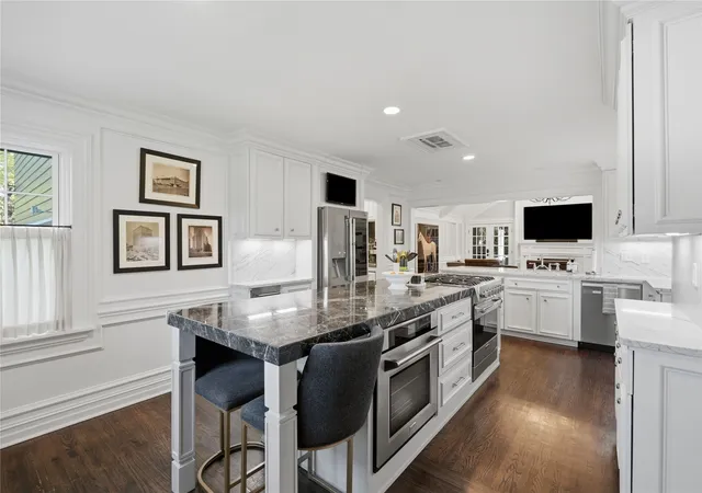 Photo 3 of Single family home for sale at 3645 S Trenton Ave, Tulsa, OK 74105 | MLS# 2633528 | Listing updated on 2026-09-12