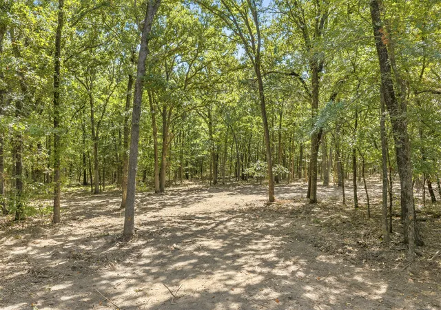 Photo 2 of Sale Pending at 3 County Rd 3480, Ada, OK 74820 | MLS# 2633584 | Listing updated on 2026-10-01