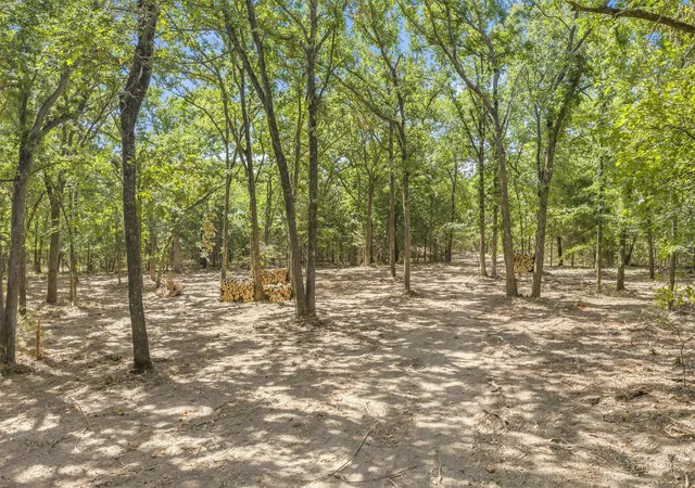 Photo 3 of Sale Pending at 3 County Rd 3480, Ada, OK 74820 | MLS# 2633584 | Listing updated on 2026-10-01