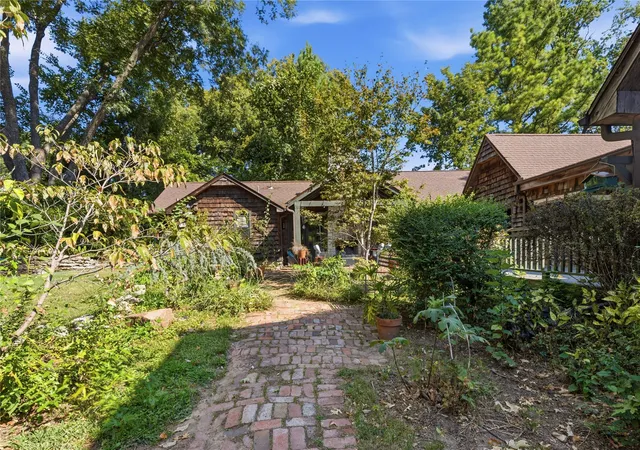 Photo 2 of Single family home for sale at 4730 S Columbia Pl, Tulsa, OK 74105 | MLS# 2633405 | Listing updated on 2026-09-12