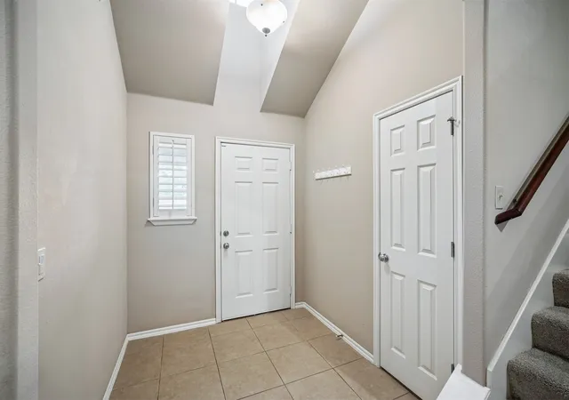 Photo 3 of Sale Pending at 208 E 126th Street S, Jenks, OK 74037 | MLS# 2633403 | Listing updated on 2026-09-28