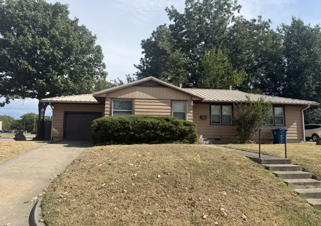 Photo 1 of Single family home for sale at 1101 E Delaware Ave, Mc Alester, OK 74501 | MLS# 2633546 | Listing updated on 2026-09-12
