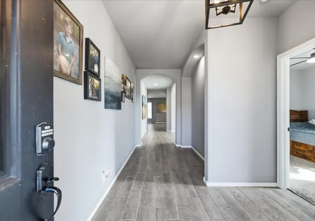 Photo 2 of Single family home for sale at 808 E Edgewater Pl, Broken Arrow, OK 74012 | MLS# 2633636 | Listing updated on 2026-09-12