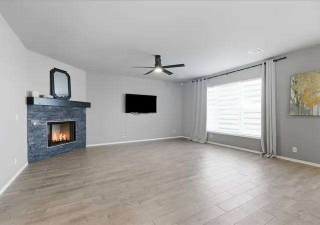 Photo 3 of Single family home for sale at 808 E Edgewater Pl, Broken Arrow, OK 74012 | MLS# 2633636 | Listing updated on 2026-09-12