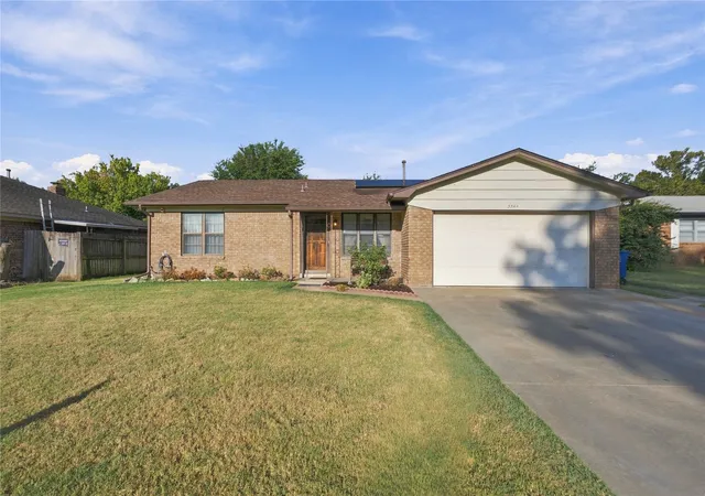 Photo 1 of Sale Pending at 3344 S 126th E Eastavenue, Tulsa, OK 74146 | MLS# 2633690 | Listing updated on 2026-09-16