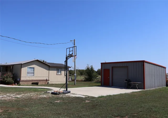 Photo 4 of Manufactured home for sale at 16398 Hawk Rd, Beggs, OK 74421 | MLS# 2633716 | Listing updated on 2026-09-12