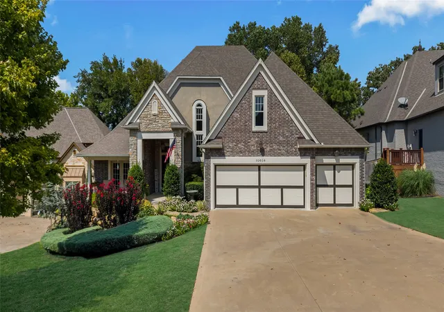 Photo 1 of Single family home for sale at 10608 S Nandina Ct W, Jenks, OK 74037 | MLS# 2632573 | Listing updated on 2026-09-12