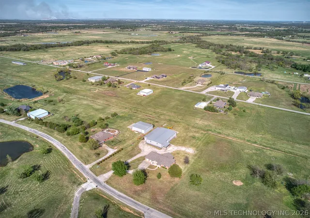Photo 100 of Single family home for sale at 40800 N 3988 Road, Collinsville, OK 74021 | MLS# 2628127 | Listing updated on 2026-09-12