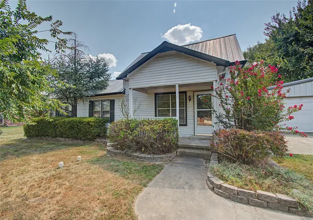Photo 1 of Single family home for sale at 1711 Turner St, Muskogee, OK 74403 | MLS# 2633665 | Listing updated on 2026-09-12