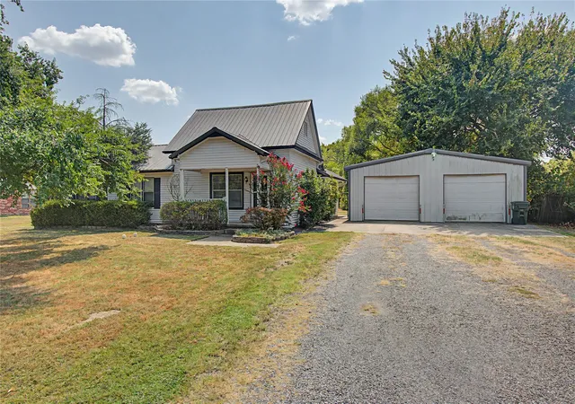 Photo 2 of Sale Pending at 1711 Turner St, Muskogee, OK 74403 | MLS# 2633665 | Listing updated on 2026-09-17