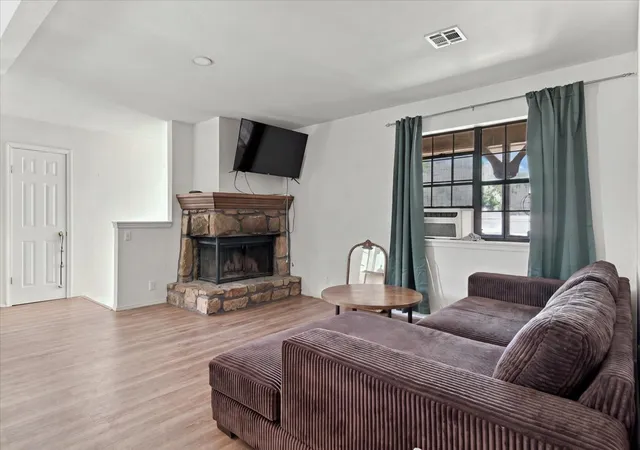 Listing Photo 3 - Condo for sale in building located at 6512 S Memorial Dr, Tulsa, OK 74133 - Unit #18D