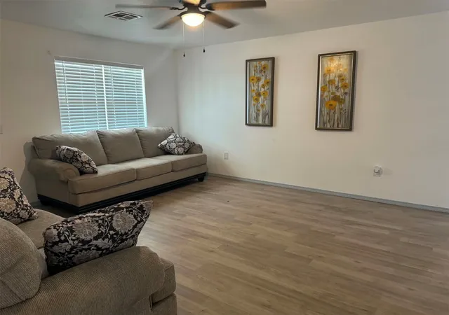 Photo 2 of Single family home for sale at 2106 N Hickory St, Mc Alester, OK 74501 | MLS# 2633746 | Listing updated on 2026-09-12