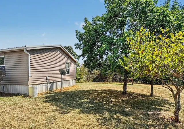Photo 3 of Manufactured home for sale at 473296 E 825 Road, Stilwell, OK 74960 | MLS# 2633150 | Listing updated on 2026-09-12