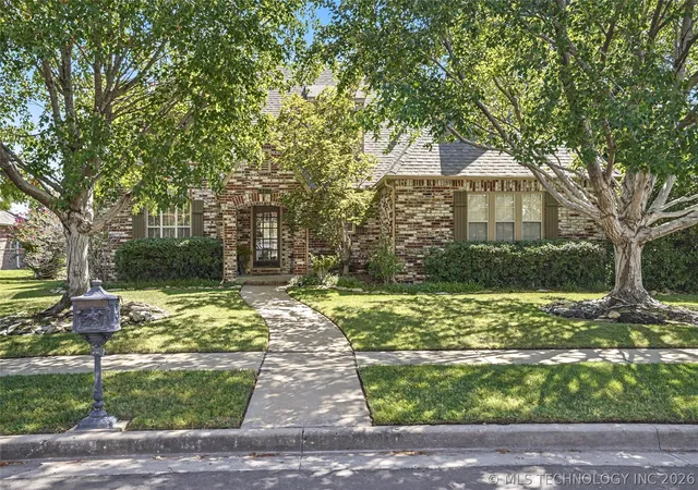 Photo 1 of Sale Pending at 3701 N Oak Ave, Broken Arrow, OK 74012 | MLS# 2633506 | Listing updated on 2026-09-15