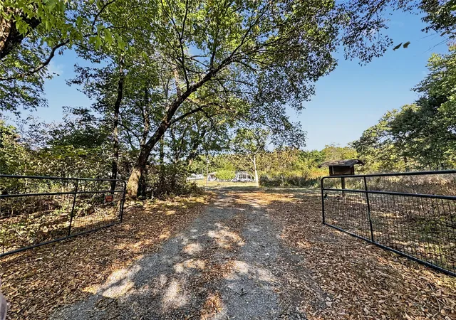Photo 2 of Sale Pending at 8683 N 436 Road, Hulbert, OK 74441 | MLS# 2633743 | Listing updated on 2026-09-21