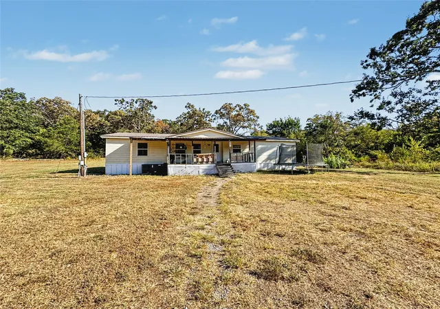 Photo 3 of Sale Pending at 8683 N 436 Road, Hulbert, OK 74441 | MLS# 2633743 | Listing updated on 2026-09-21
