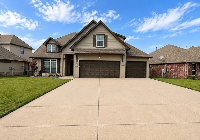 Photo 1 of Single family home for sale at 7035 E 127th Street S, Bixby, OK 74008 | MLS# 2633759 | Listing updated on 2026-09-12