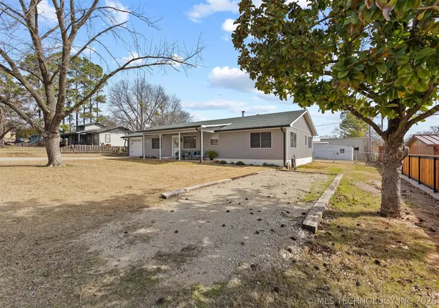 Photo 4 of Single family home for sale at 3966 Ski Line Dr, Kingston, OK 73439 | MLS# 2633771 | Listing updated on 2026-09-12