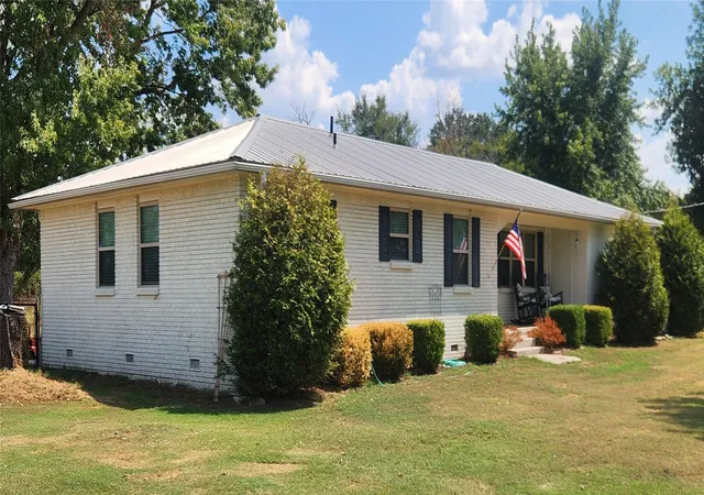 Photo 2 of Single family home for sale at 3430 S Buffalo Crk Rd, Atoka, OK 74525 | MLS# 2633775 | Listing updated on 2026-09-16