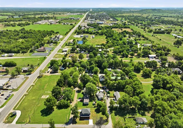 Photo 2 of Single family home for sale at 506 Stout Ave, Kiefer, OK 74041 | MLS# 2632785 | Listing updated on 2026-09-13