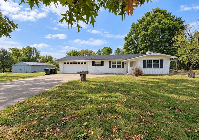 Single family home for sale at 28897 E 141st Street S, Coweta, OK 74429 | MLS# 2633809