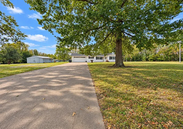 Photo 1 of Single family home for sale at 28897 E 141st Street S, Coweta, OK 74429 | MLS# 2633809 | Listing updated on 2026-09-13