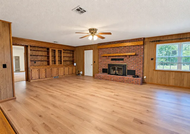 Photo 3 of Single family home for sale at 28897 E 141st Street S, Coweta, OK 74429 | MLS# 2633809 | Listing updated on 2026-09-13