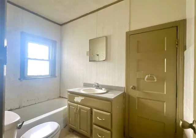 Photo 3 of Single family home for sale at 2532 E 7th Street, Tulsa, OK 74104 | MLS# 2633826 | Listing updated on 2026-09-14