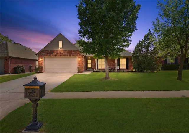 Photo 1 of Single family home for sale at 15318 E 89th Court N, Owasso, OK 74055 | MLS# 2633825 | Listing updated on 2026-09-14
