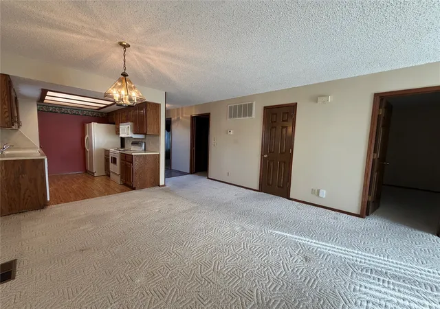Photo 3 of Condo for sale at 5243 Nowata Rd #I-103, Bartlesville, OK 74006 | MLS# 2633391 | Listing updated on 2026-09-14