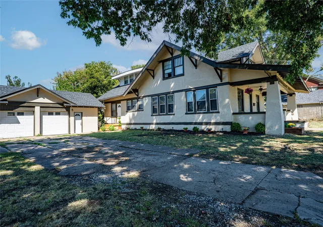 Photo 4 of Single family home for sale at 125 W 15th Street, Pawhuska, OK 74056 | MLS# 2633768 | Listing updated on 2026-10-20