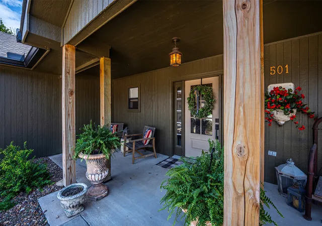 Photo 3 of Single family home for sale at 501 Five Lakes, Sulphur, OK 73086 | MLS# 2631348 | Listing updated on 2026-10-04