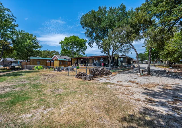 Photo 4 of Single family home for sale at 501 Five Lakes, Sulphur, OK 73086 | MLS# 2631348 | Listing updated on 2026-10-04