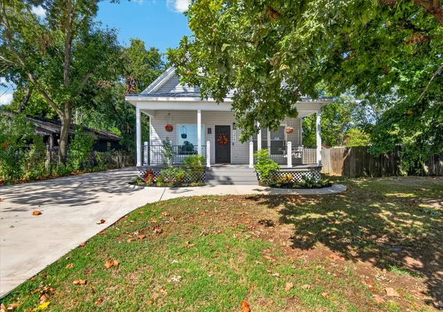 Photo 3 of Sale Pending at 1215 N Front St, Dewey, OK 74029 | MLS# 2633801 | Listing updated on 2026-09-25