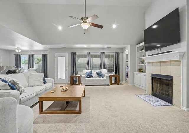 Photo 3 of Single family home for sale at 12529 S Date Pl, Jenks, OK 74037 | MLS# 2633908 | Listing updated on 2026-09-24