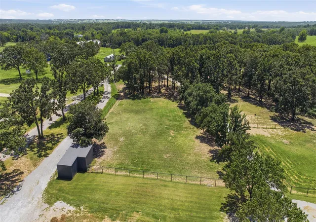 Photo 2 of Single family home for sale at 13354 E 520 Road, Colcord, OK 74338 | MLS# 2628265 | Listing updated on 2026-09-15